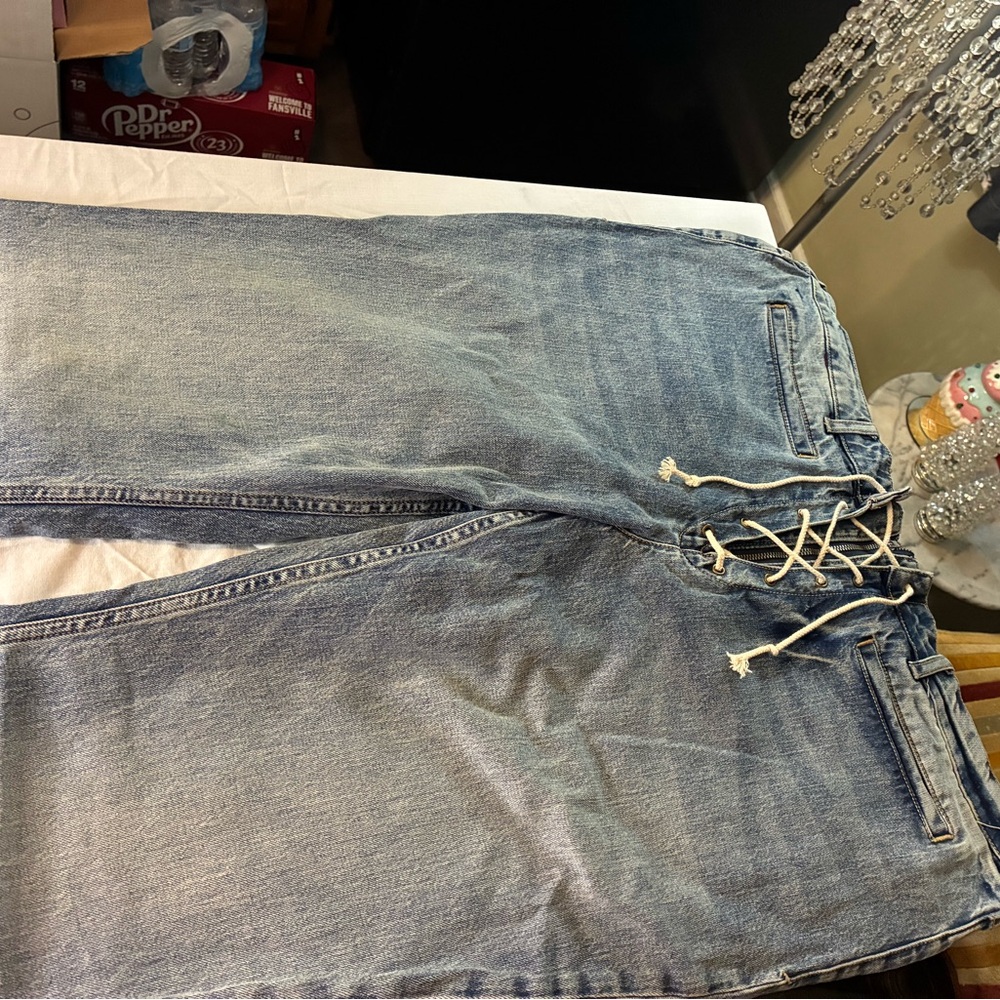 Pilcro Relaxed Fit Light Blue Jeans